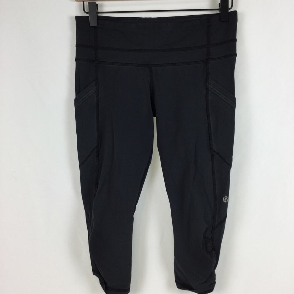 Lululemon Black Capri Pants, size 6